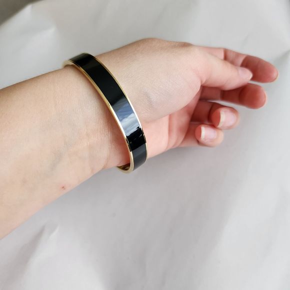 Kate Spade Gold plated Black enamel Bangle Bracelet Elegant Stamped Logo - Picture 8 of 12